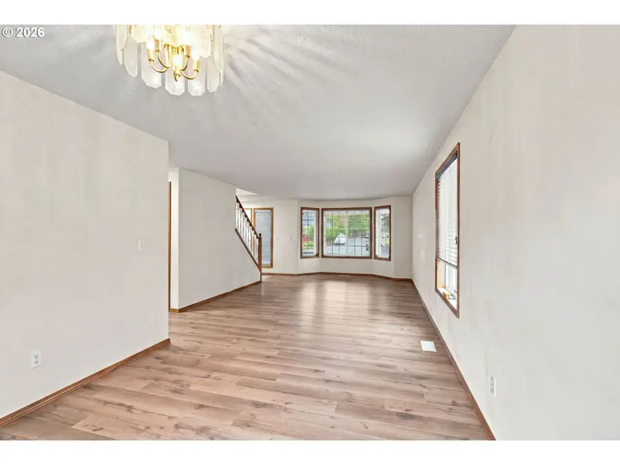 6707 SE Wrenfield St, Hillsboro, OR 97123 - #3