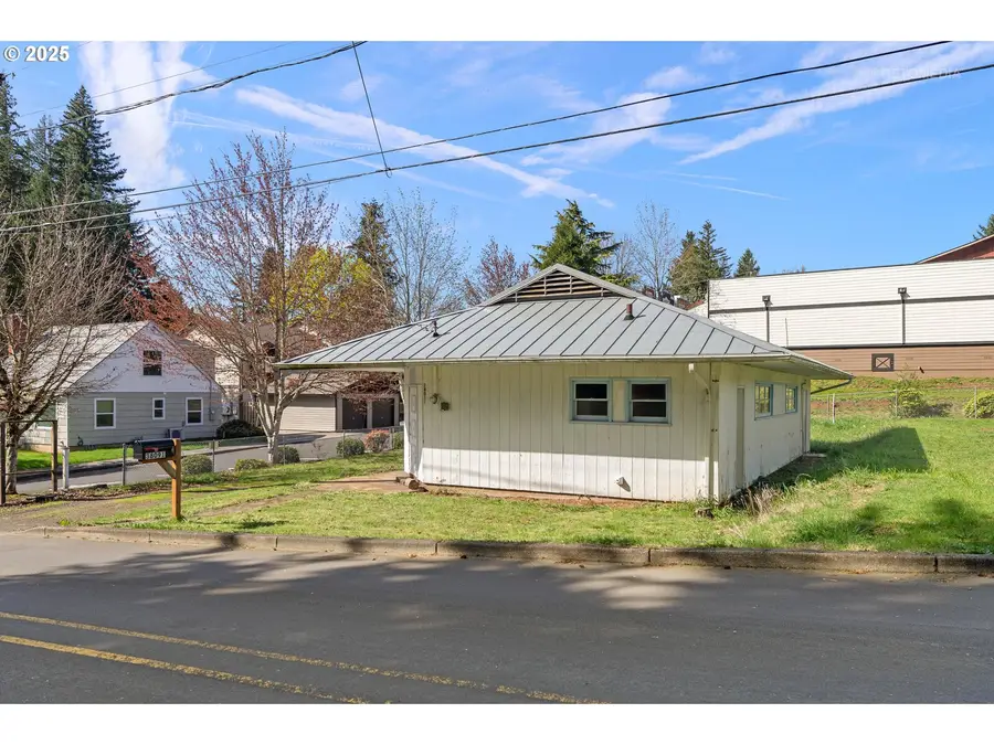 38091 Sunset St, Sandy, OR 97055 - #3