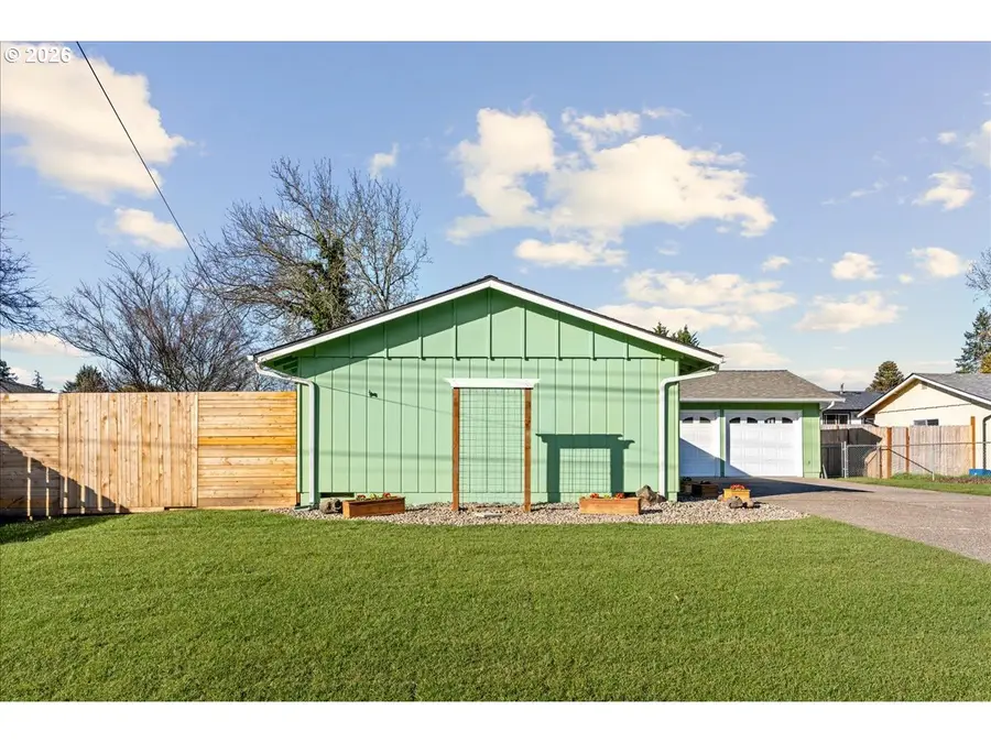 395 Stark St N, Salem, OR 97303 - #2