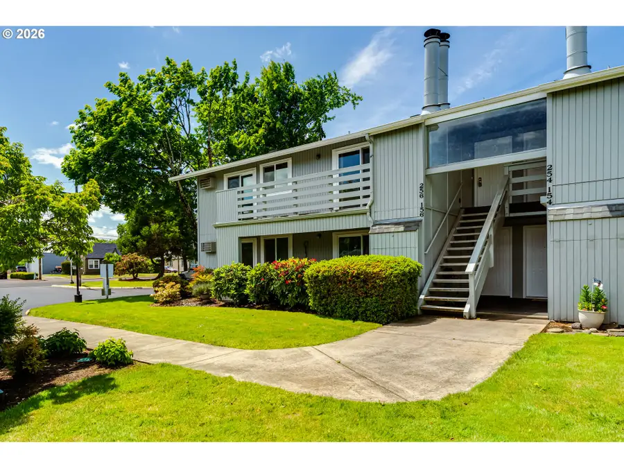 650 Harlow Rd, Springfield, OR 97477 - #2