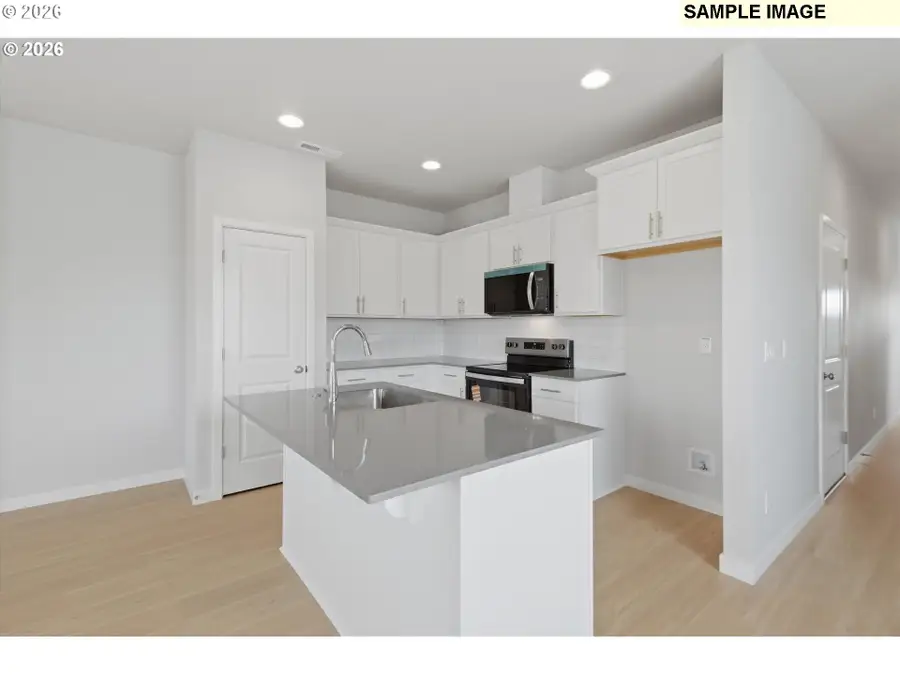 362 E Wilson St, Carlton, OR 97111 - #2