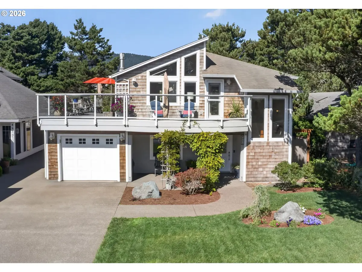 8960 Chinook Ln, Manzanita, OR 97130 - #1
