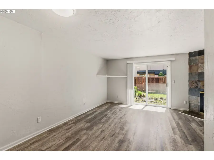 1488 Fetters Loop, Eugene, OR 97402 - #3