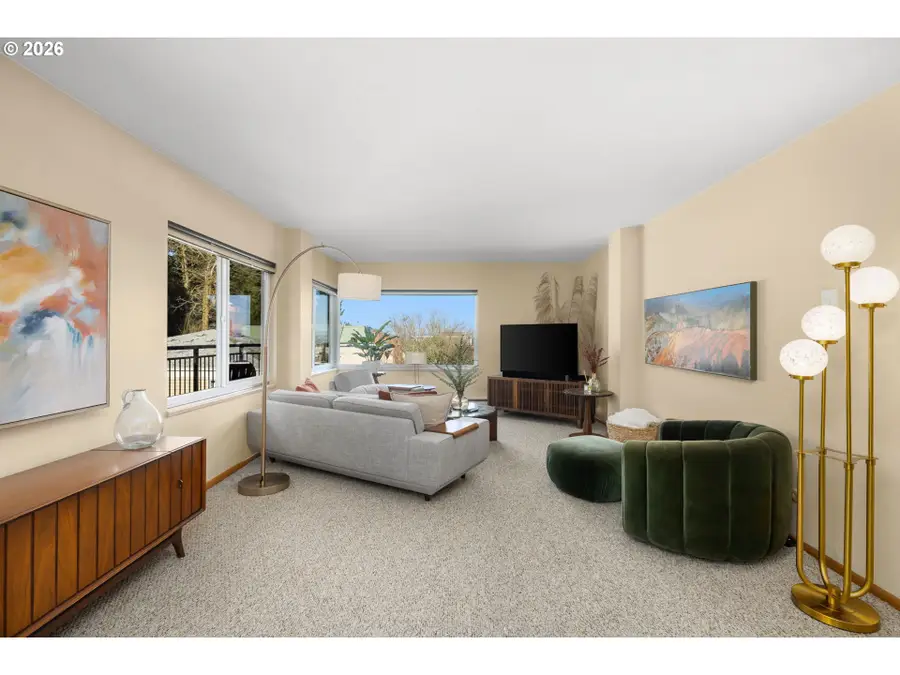 2393 SW Park Pl #302, Portland, OR 97205 - Image #3