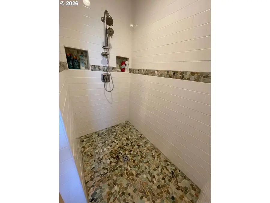16695 S Harding Rd, Redland, OR 97045 - #3