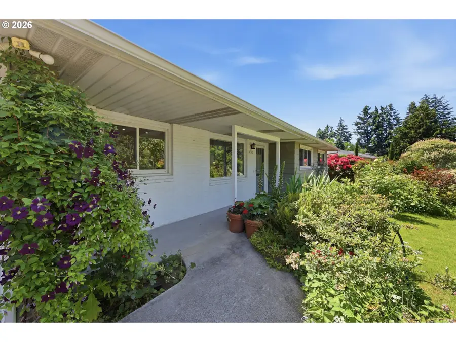 7202 SW Nevada Ter, Portland, OR 97219 - #3