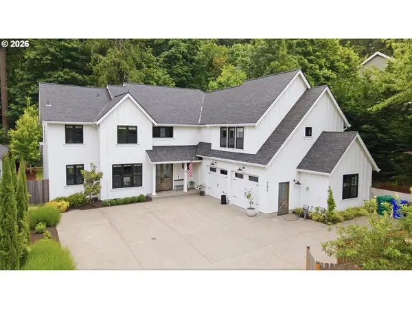 9296 SE Cypress Point Ln, HappyValley, OR 97086