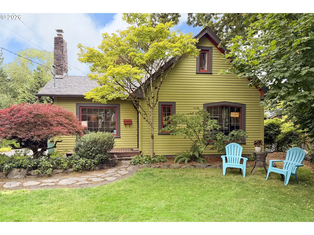 4406 SW Lobelia St, Portland, OR 97219 - #1