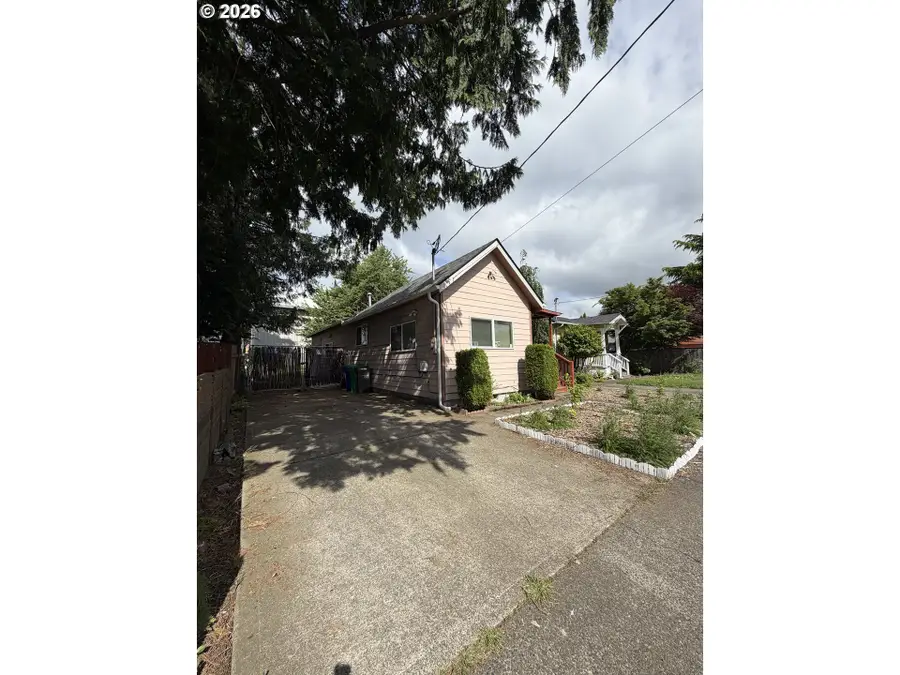 6129 SE 83rd Ave, Portland, OR 97266 - #2