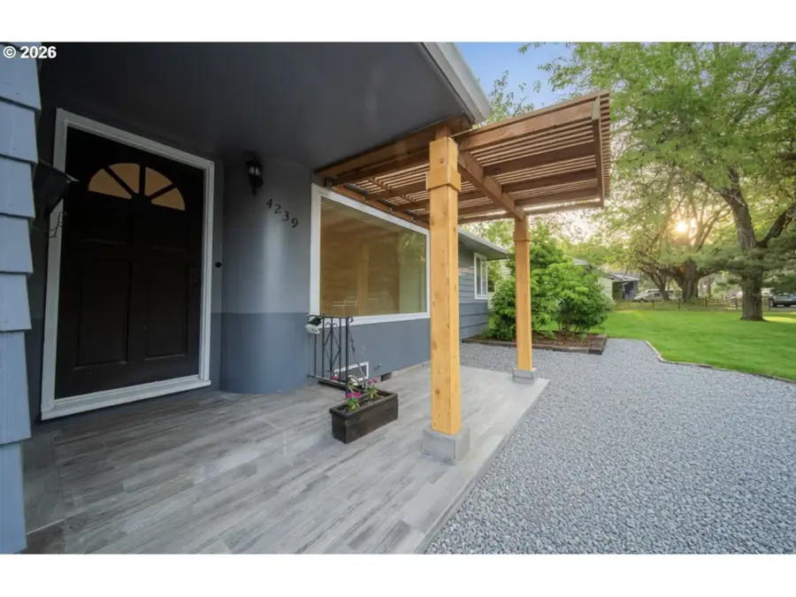 4239 SW Garden Home Rd, Portland, OR 97219 - #3