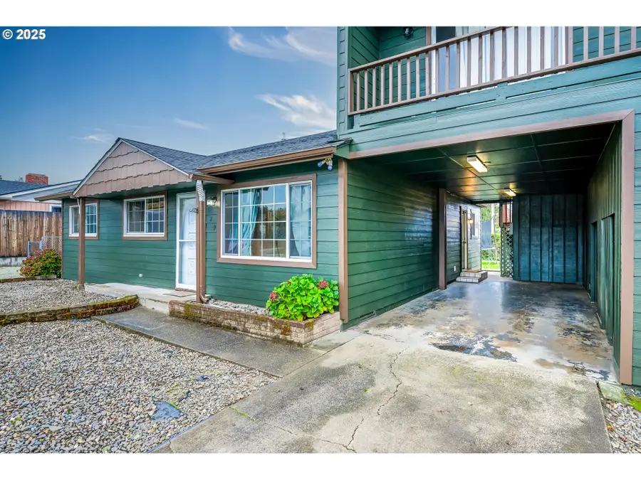 929 E 4th Ave, Riddle, OR 97469 - Image #3