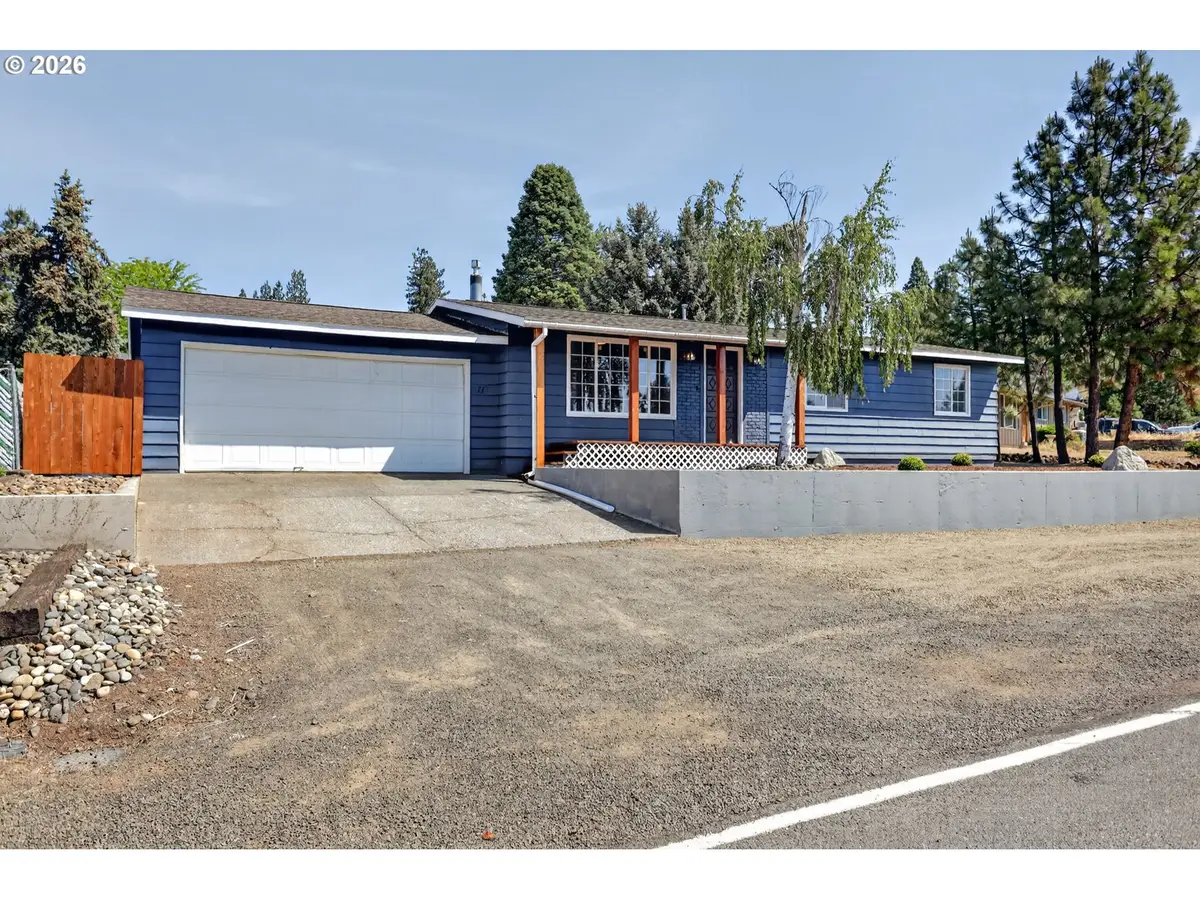 717 NE High St, Goldendale, WA 98620 - #1