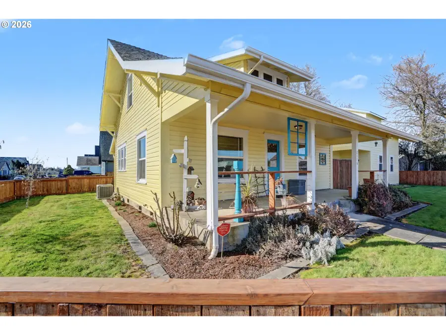 2116 Waverly Dr, Albany, OR 97322 - #2