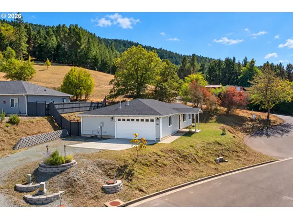 281 Clark St, MyrtleCreek, OR 97457