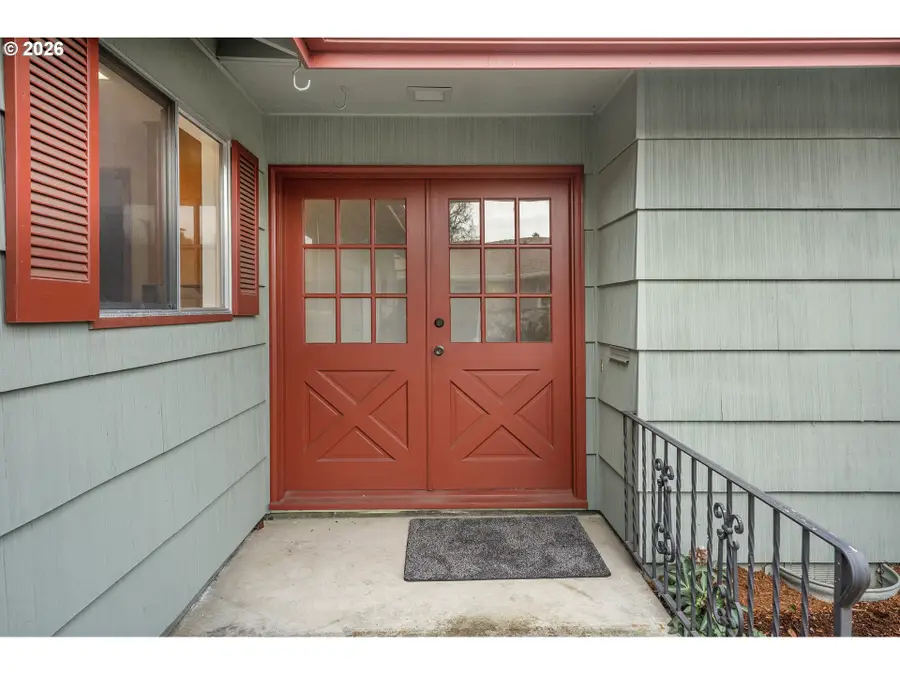 16590 SW King Charles Ave, King City, OR 97224 - #2