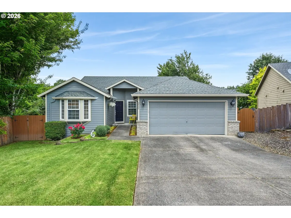 4645 L St, Washougal, WA 98671 - #1
