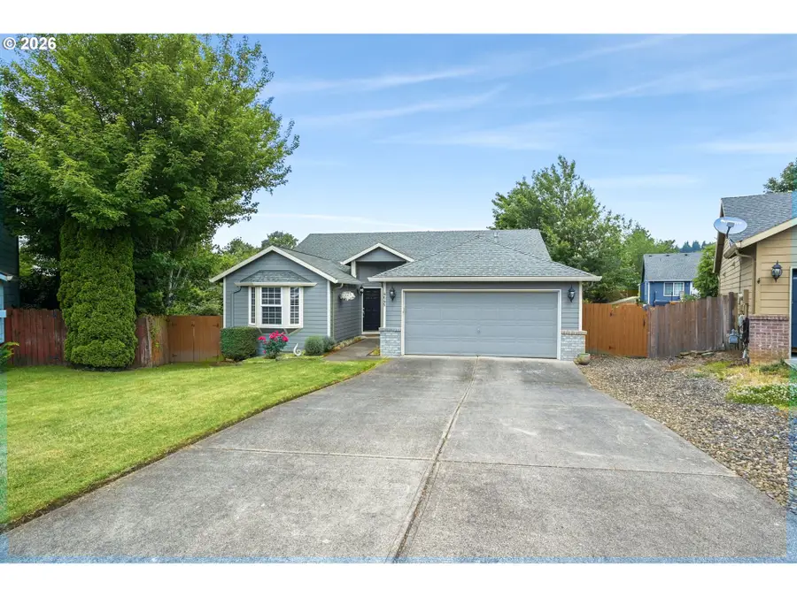 4645 L St, Washougal, WA 98671 - #3