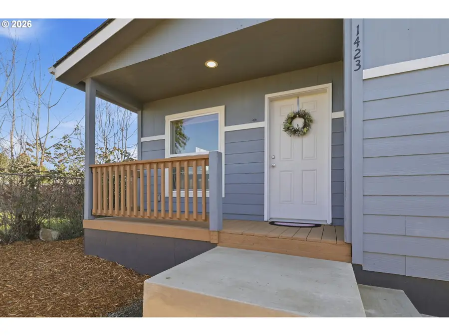 1423 31st St, Springfield, OR 97477 - #2