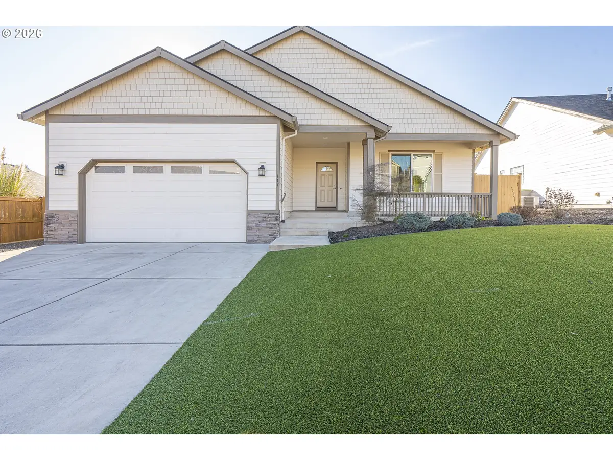 117 NW Canyon Creek Dr, McMinnville, OR 97128 - #1