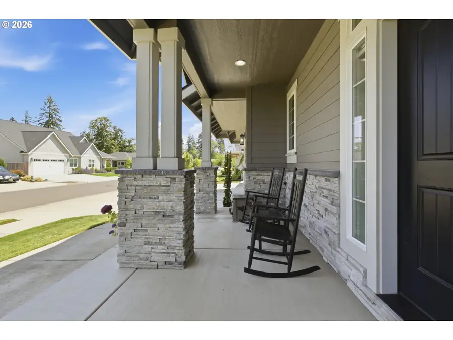 1582 Deschutes Ave, Eugene, OR 97408 - #3