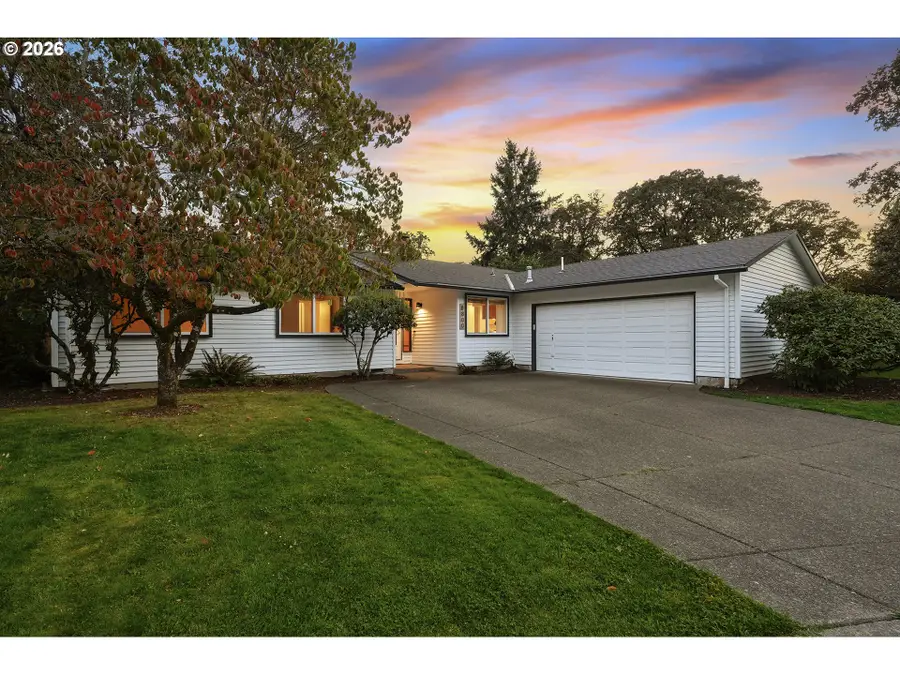8800 SW Bomar Ct, Tigard, OR 97223 - #2