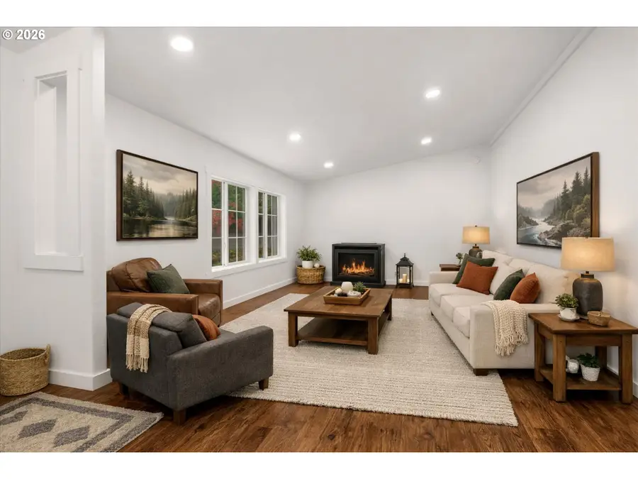 9824 SW Summit Ave, Gaston, OR 97119 - #3