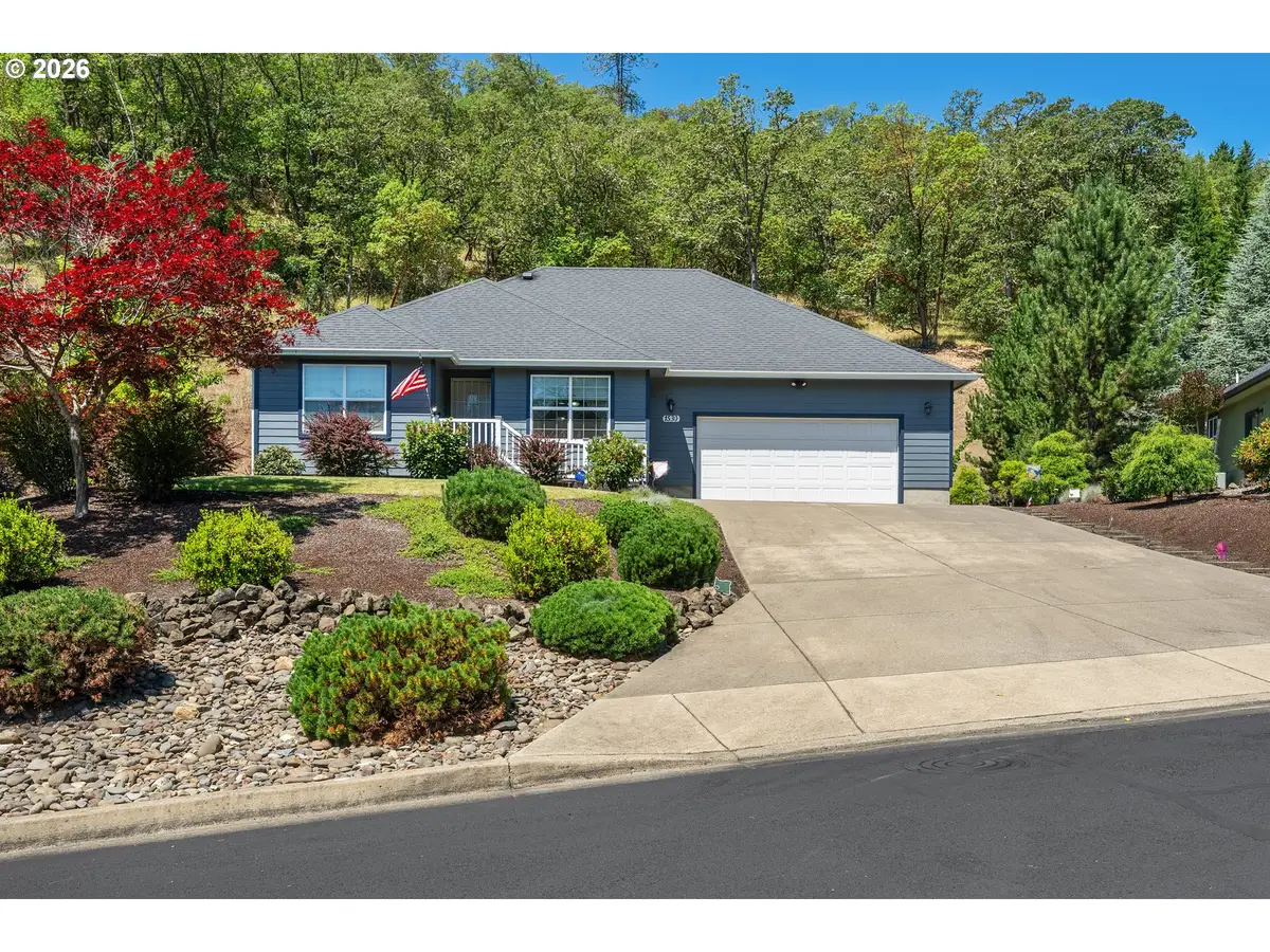 1530 NE Rocky Dr, Roseburg, OR 97470 - #1