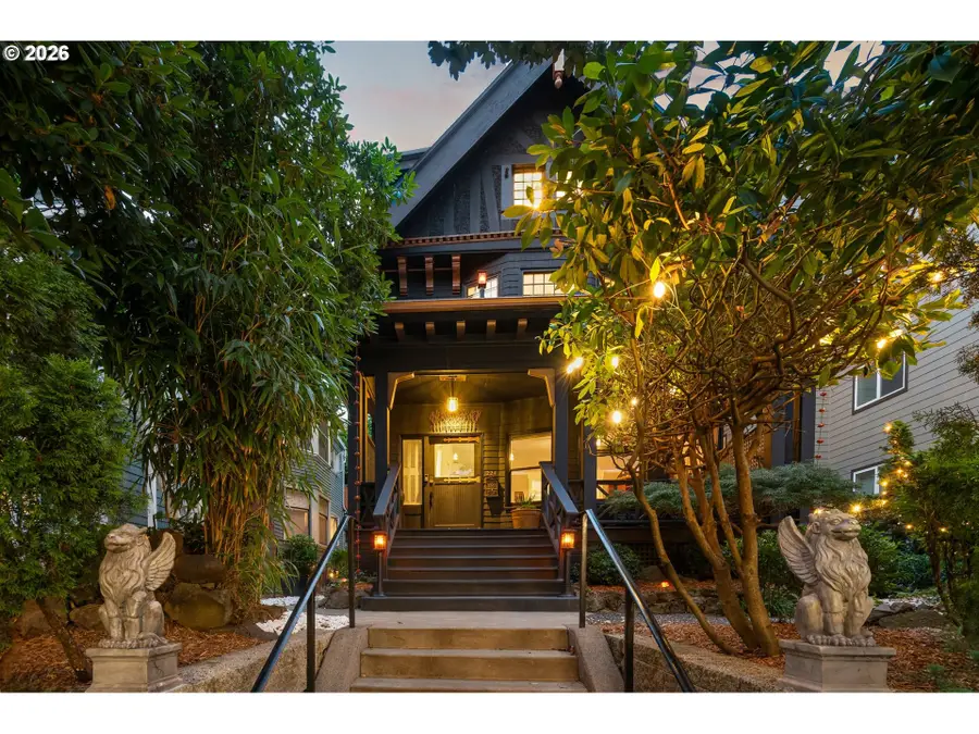 224 NW 20th Ave, Portland, OR 97209 - #2