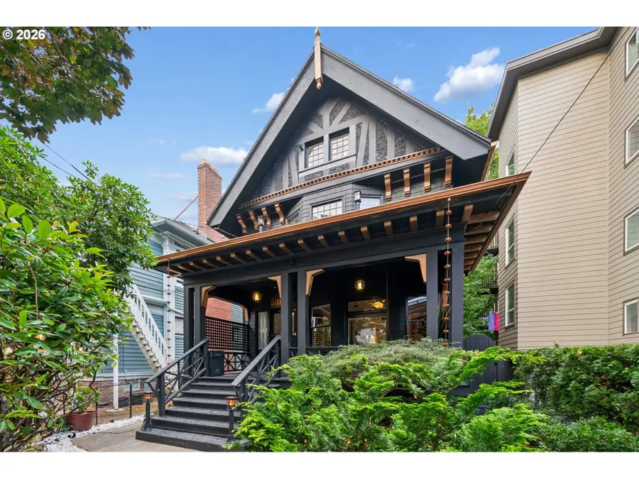 224 NW 20th Ave, Portland, OR 97209 - #3