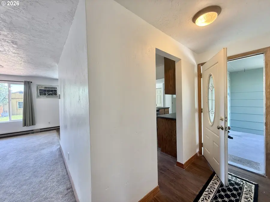 610 NW Bridge St, John Day, OR 97845 - #2