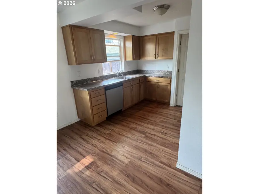 606 Beech St, Vancouver, WA 98661 - #2