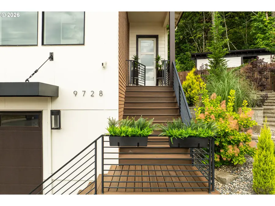 9728 N Alder St, Camas, WA 98607 - #2