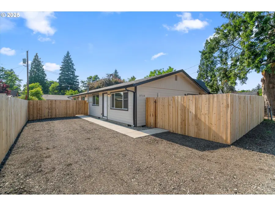 3710 N St, Vancouver, WA 98663 - #2