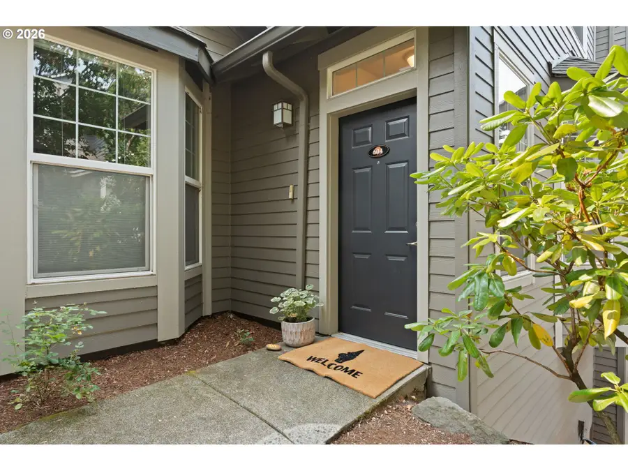 604 Springtree Ln, West Linn, OR 97068 - #2