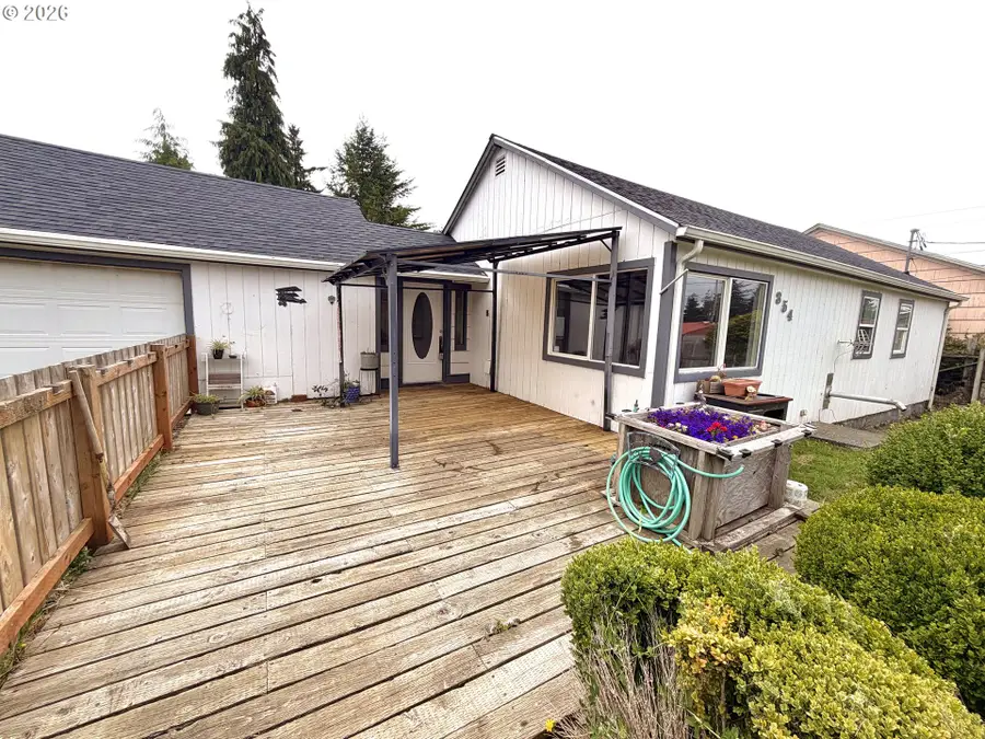 354 Radar Rd, Coos Bay, OR 97420 - #3