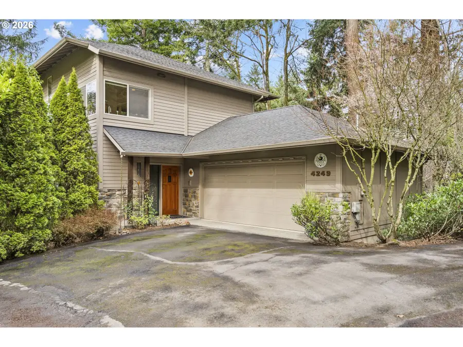 4249 SW Dosch Rd, Portland, OR 97239 - #3
