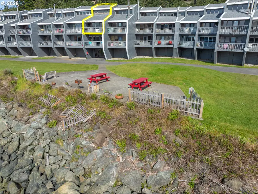 94304 Wedderburn Loop #435, Wedderburn, OR 97444 - #2