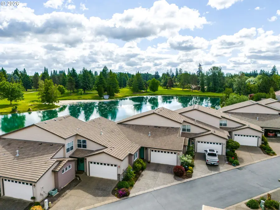 1336 NW Oakmont Ct, McMinnville, OR 97128 - #2