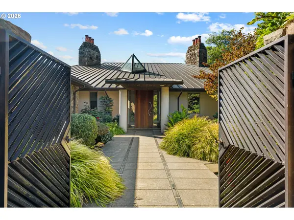11019 SE Burlington Dr, Vancouver, WA 98664