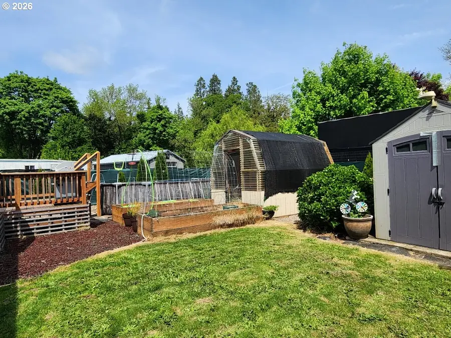 430 Birch St, Drain, OR 97435 - #2