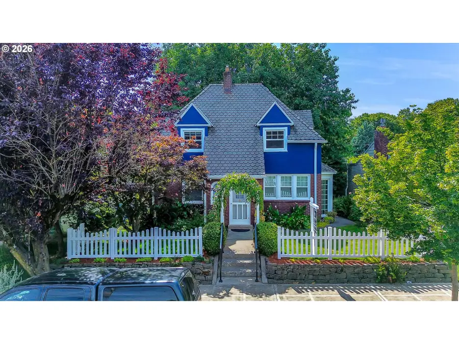 1945 SE 20th Ave, Portland, OR 97214 - #2
