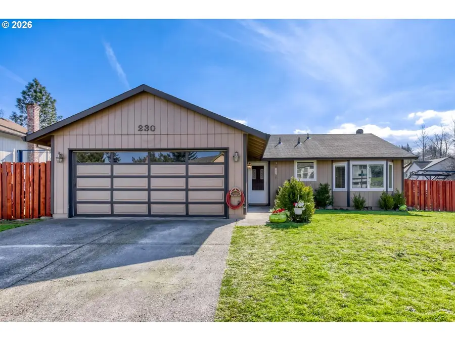 230 SW 22nd St, Troutdale, OR 97060 - #2