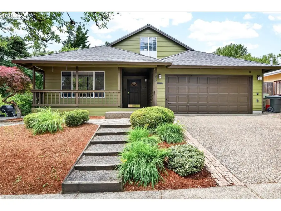 1395 SE 64th Ct, Hillsboro, OR 97123 - #3