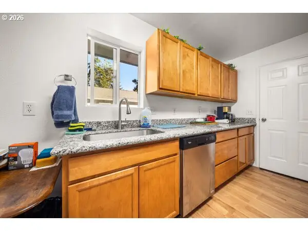 1677 25th St, Florence, OR 97439 - #3