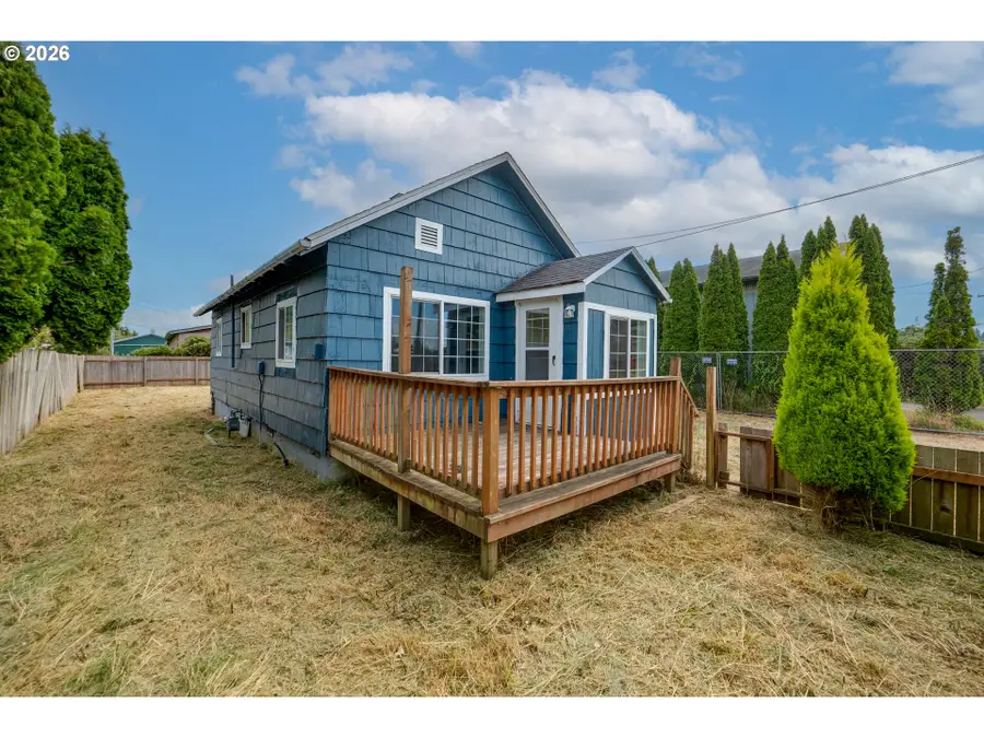 92367 E Rd, Astoria, OR 97103 - #2
