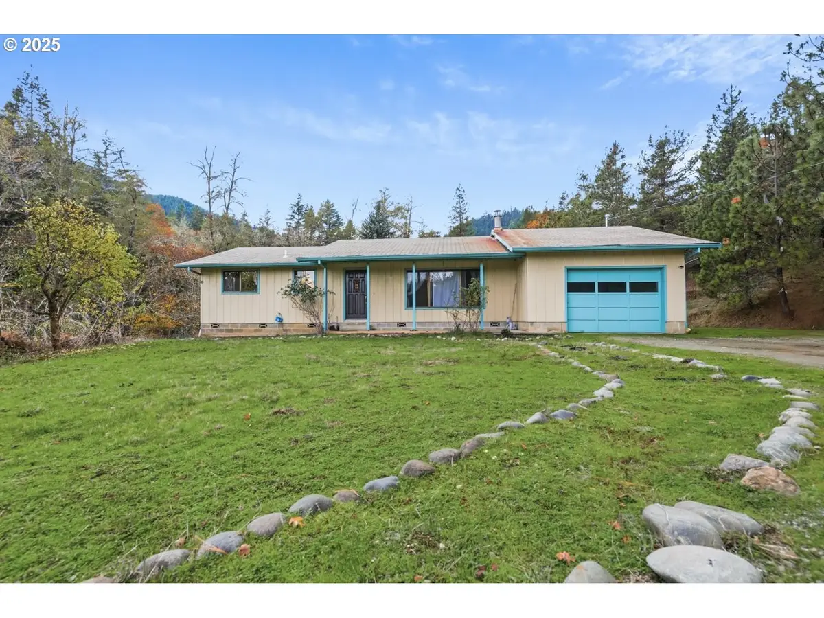 2100 Boyer Rd, Riddle, OR 97469 - Image #1