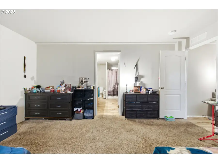 5217 Silver Loop Ne, Salem, OR 97305 - Image #3