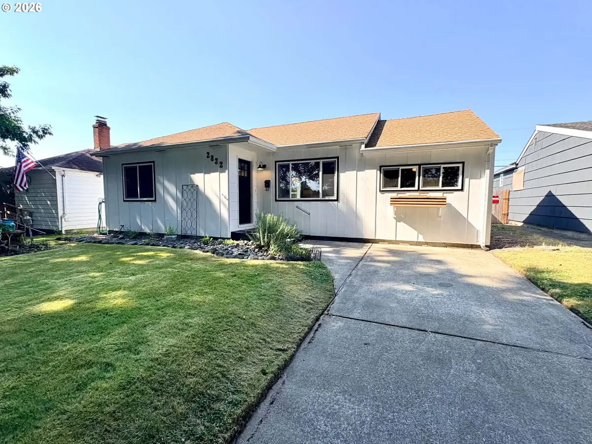 2832 Louisiana St, Longview, WA 98632 - #1