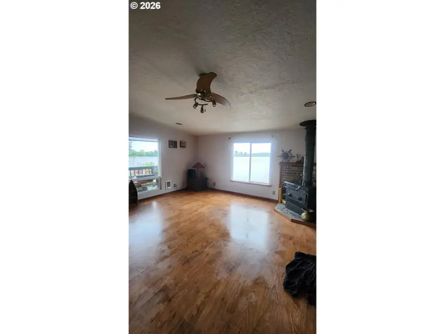 26312 NW Saint Helens Rd, Scappoose, OR 97056 - #3