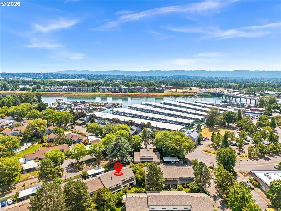 627 N Hayden Bay Dr #14, Portland, OR 97217 - #2